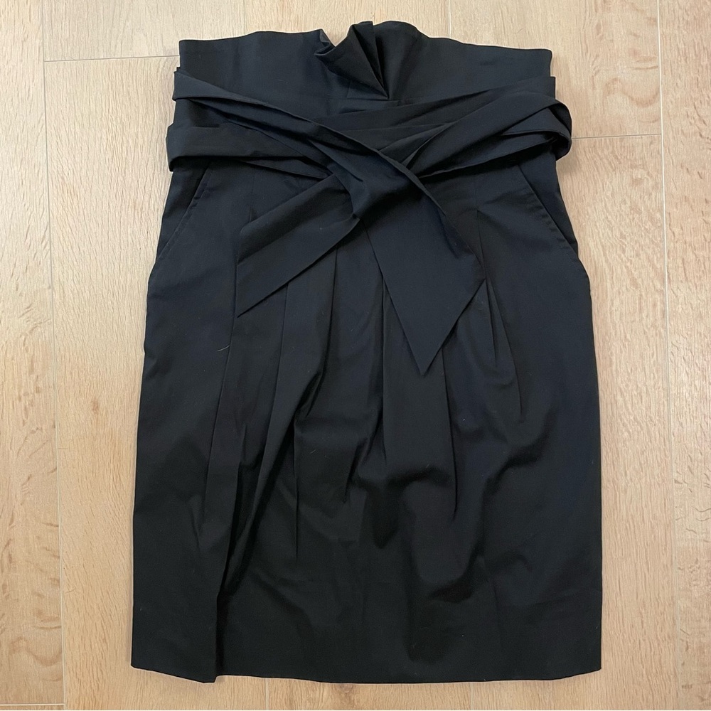 NWOT BCBG MaxAzria Paper Bag Style Black Pencil Skirt